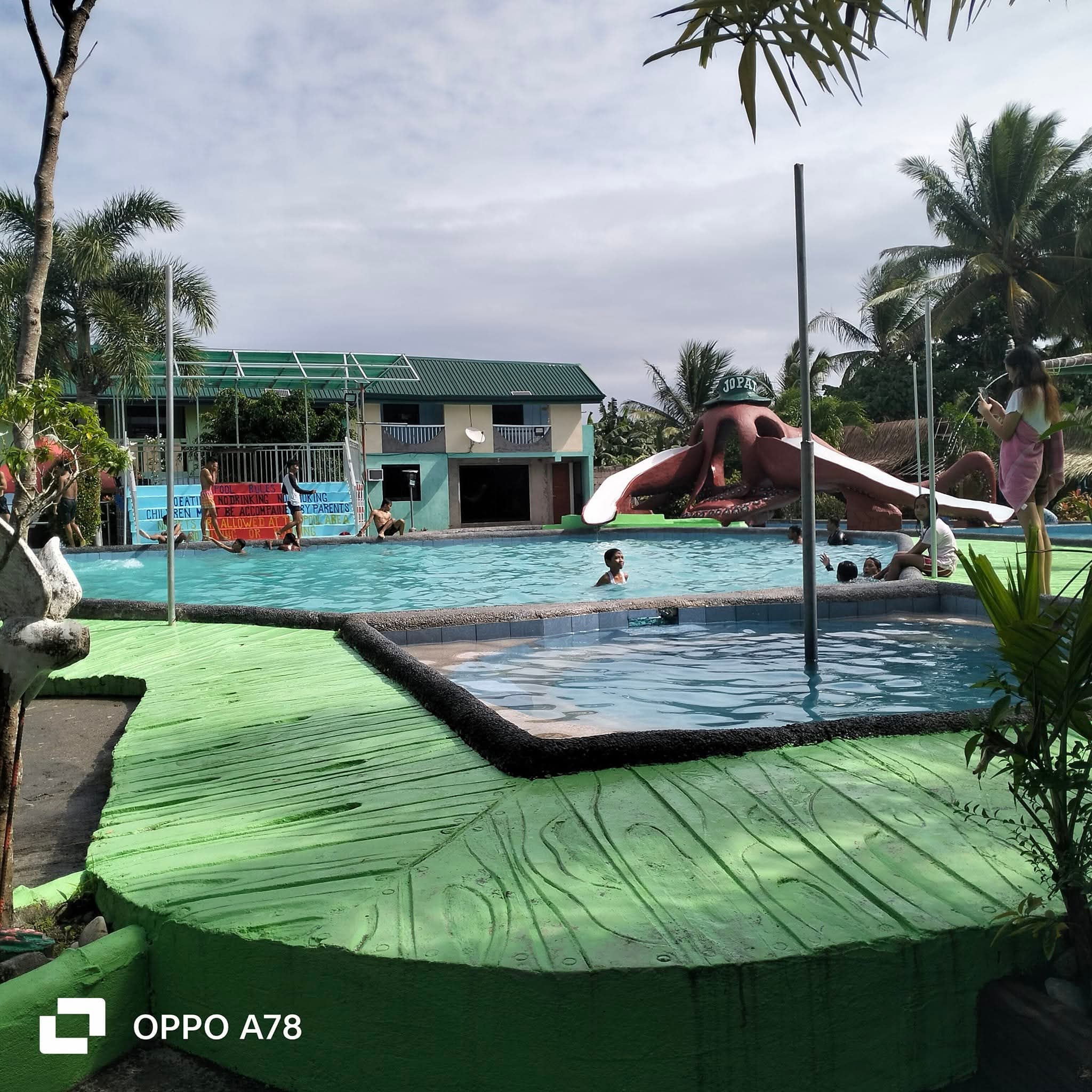 Jopats Hotel and Resort