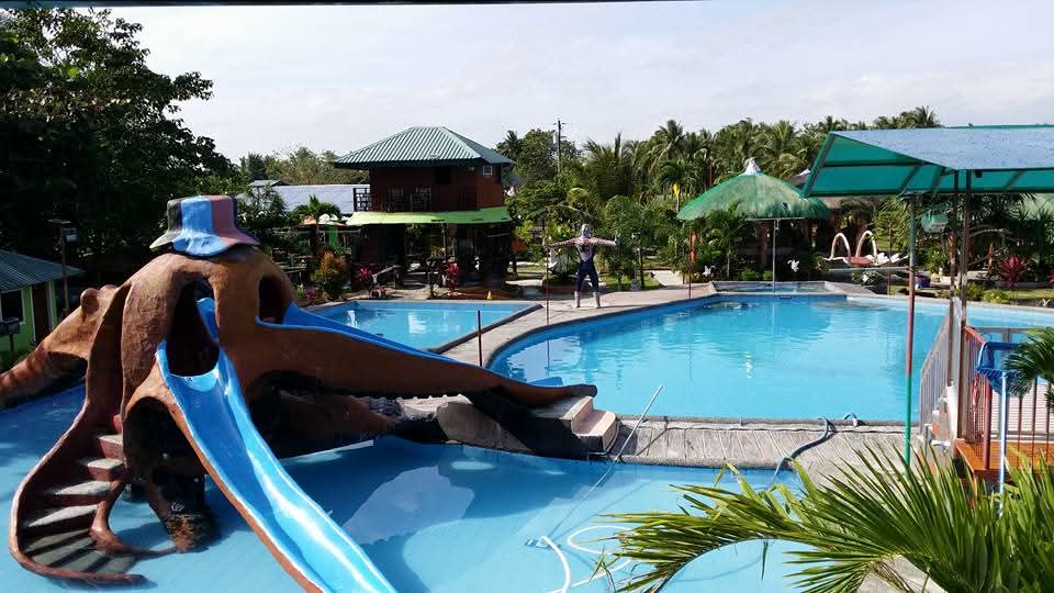 Jopats Hotel and Resort